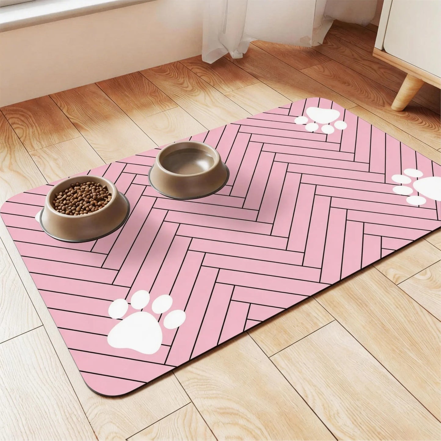 Quick-Drying Absorbent Pet Feeding Mat for Dogs and Cats with Non-Slip Rubber Base and Dark Polyester Surface for Indoor Use