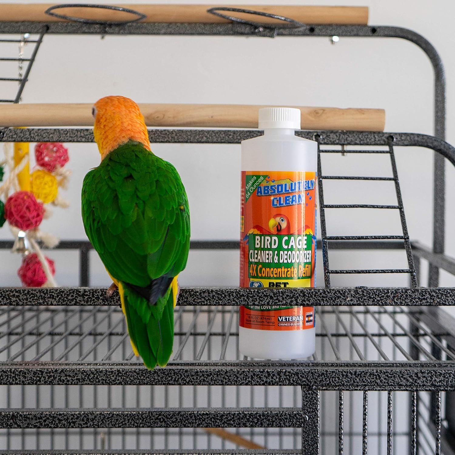Premium Bird Cage Cleaner and Deodorizer - Effortless Spray and Wipe Application - Effectively Eliminates Bird Waste - Made in the USA - Fragrance-Free Formula (4X Concentrate - 16oz Yields 64oz)