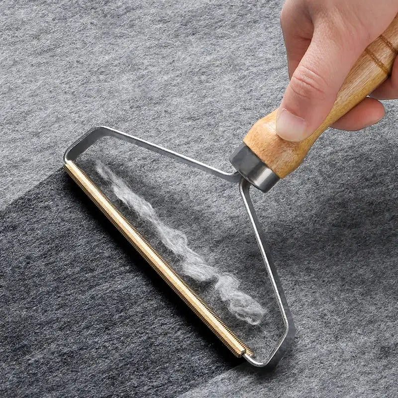 Portable Lint Remover and Pet Hair Brush for Efficient Fabric and Upholstery Cleaning